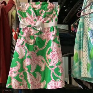 Lilly Pulitzer Pink‎ and White Garment